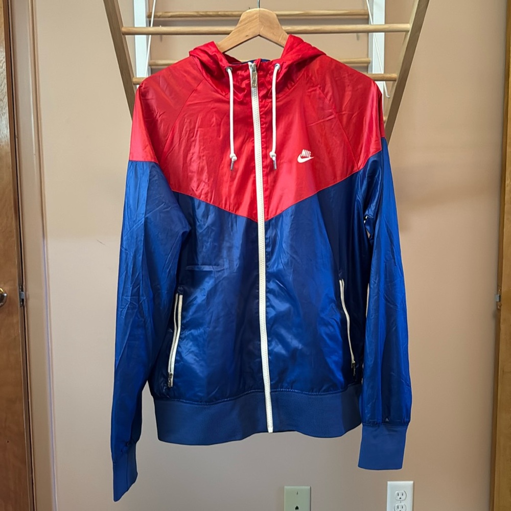 Men’s Nike Windrunner Jacket
